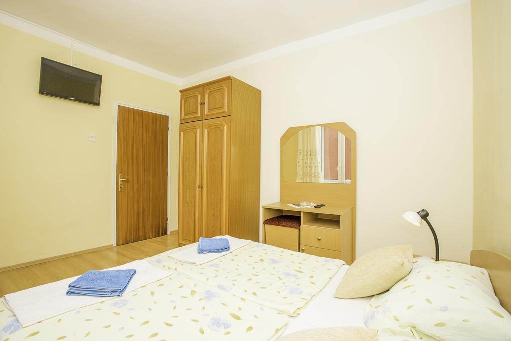 Villa Padova Rab Town Exterior photo